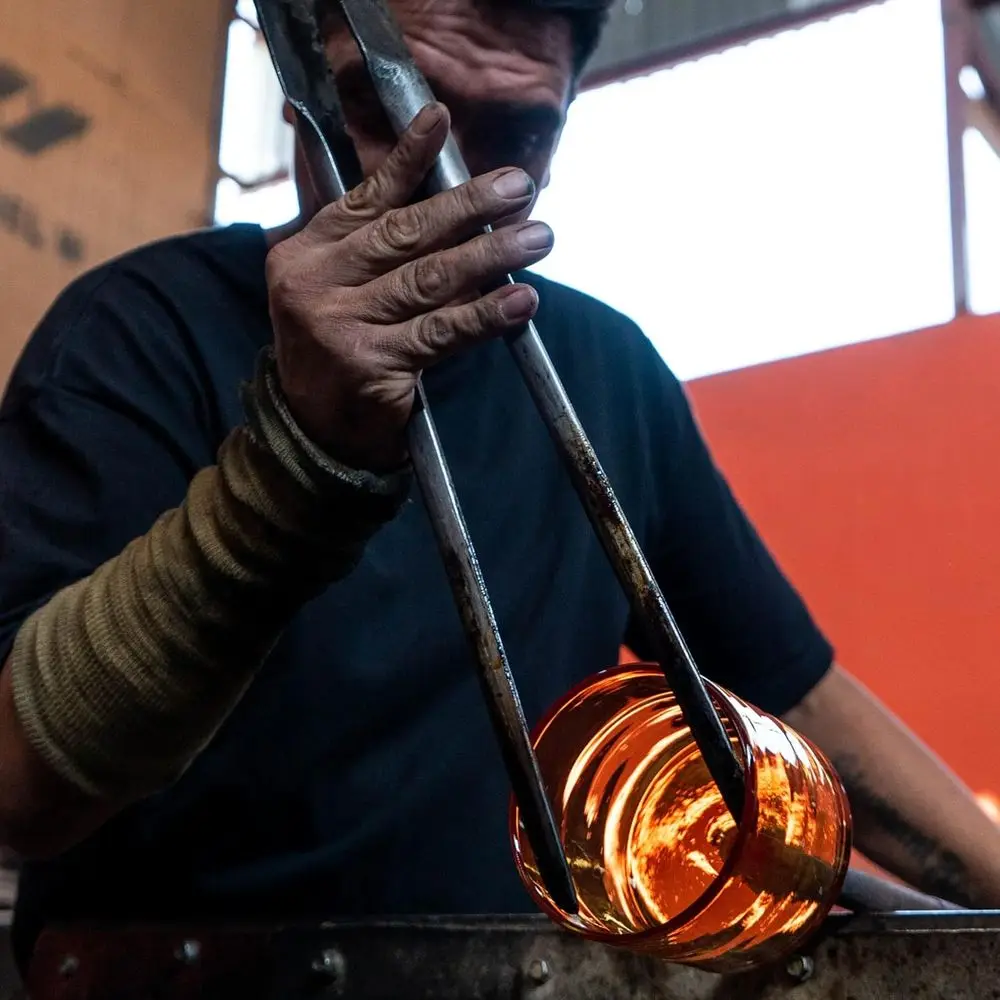 شمع شمع العسل النقي 3 فتحات، زجاج كهرماني، غير معطر، خالي من الصويا، حرق طويل، مصنوع أمريكيًا، 22 أونصة #4