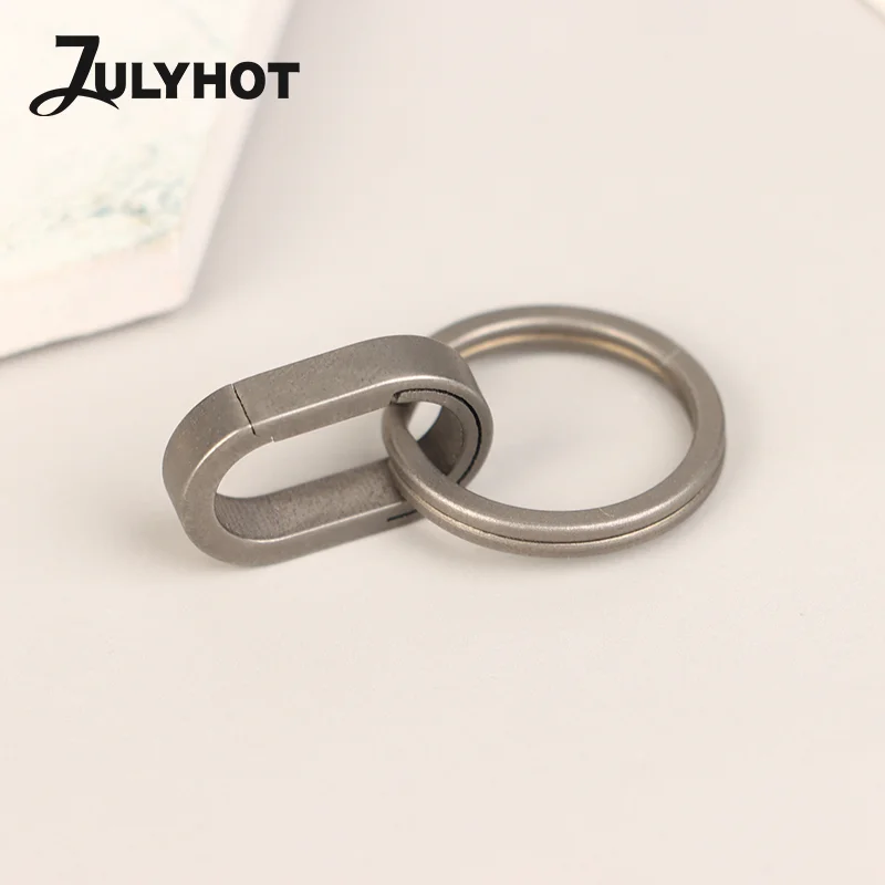 

Titanium Alloy Mini Key Ring Connection Buckle Universal Joint Auxiliary Ring Connection Bayonet Ring Personality Creativity