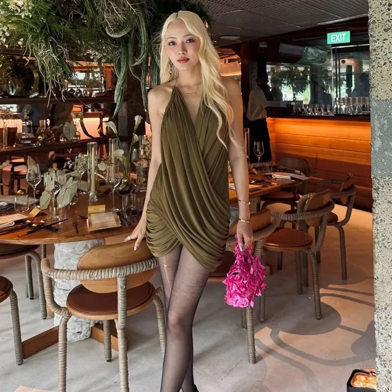 クロスシャーリングボディコンミニドレスセクシーな V ネックスパゲッティストラップバックレスヒップスタースリムパーティークラブウェア女性固体カジュアルストリートウェア