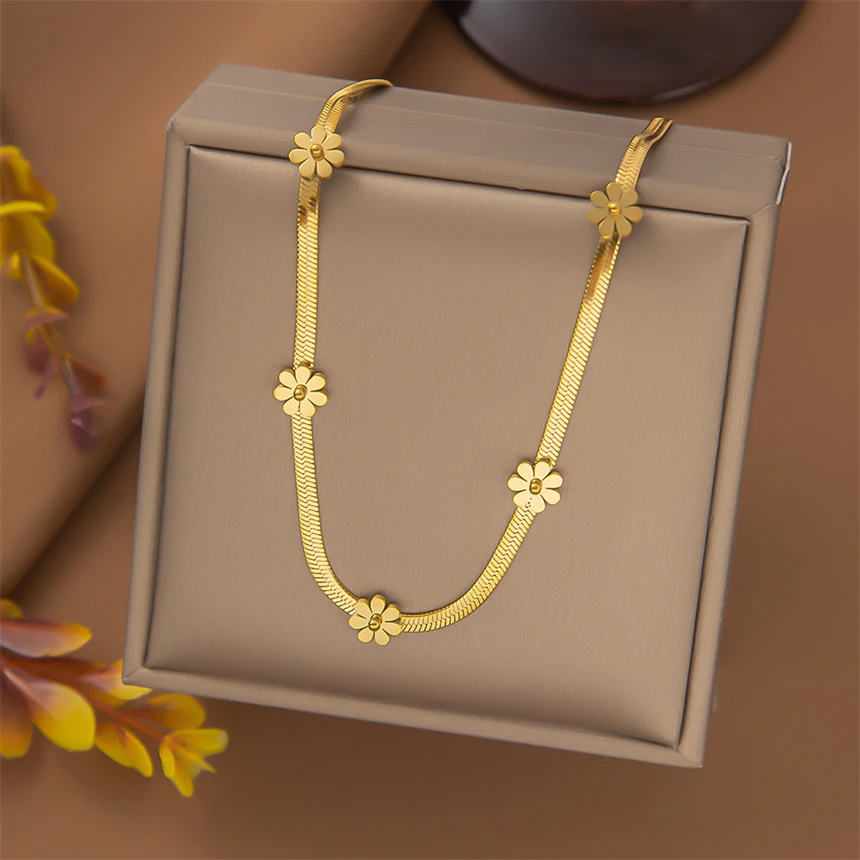 316L Stainless Steel Simplicity Small Daisy Pendant Snake Bone Chain Necklaces Bracelets Earrings Fashion High Jewelry Gift