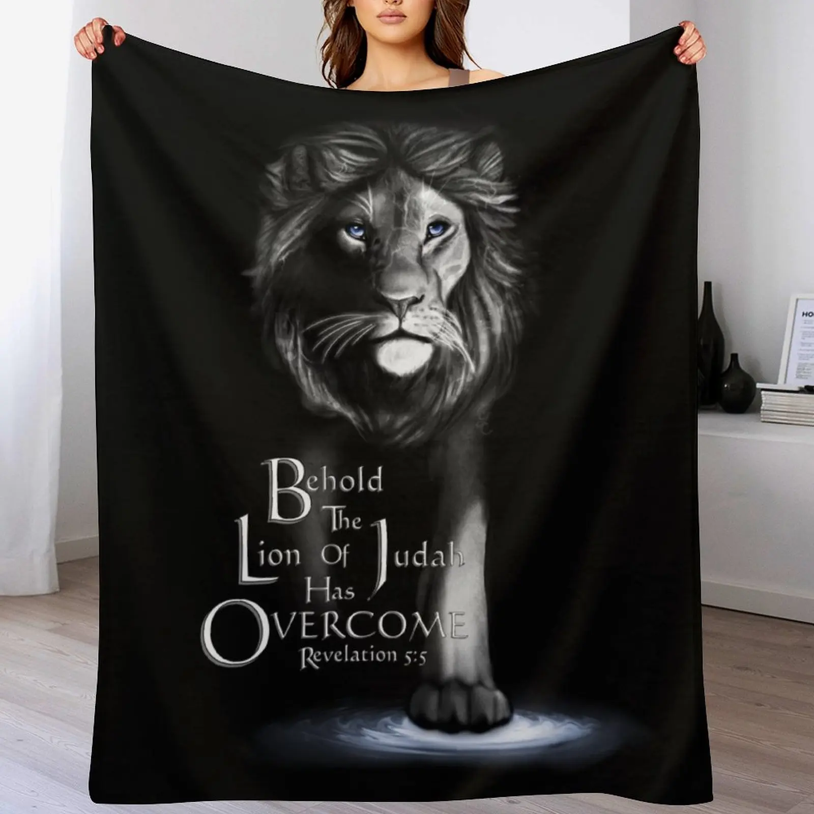 

Lion of Judah With Scripture (Greyscale) Throw Blanket Soft Plaid decorative Travel Sofa Quilt Blankets