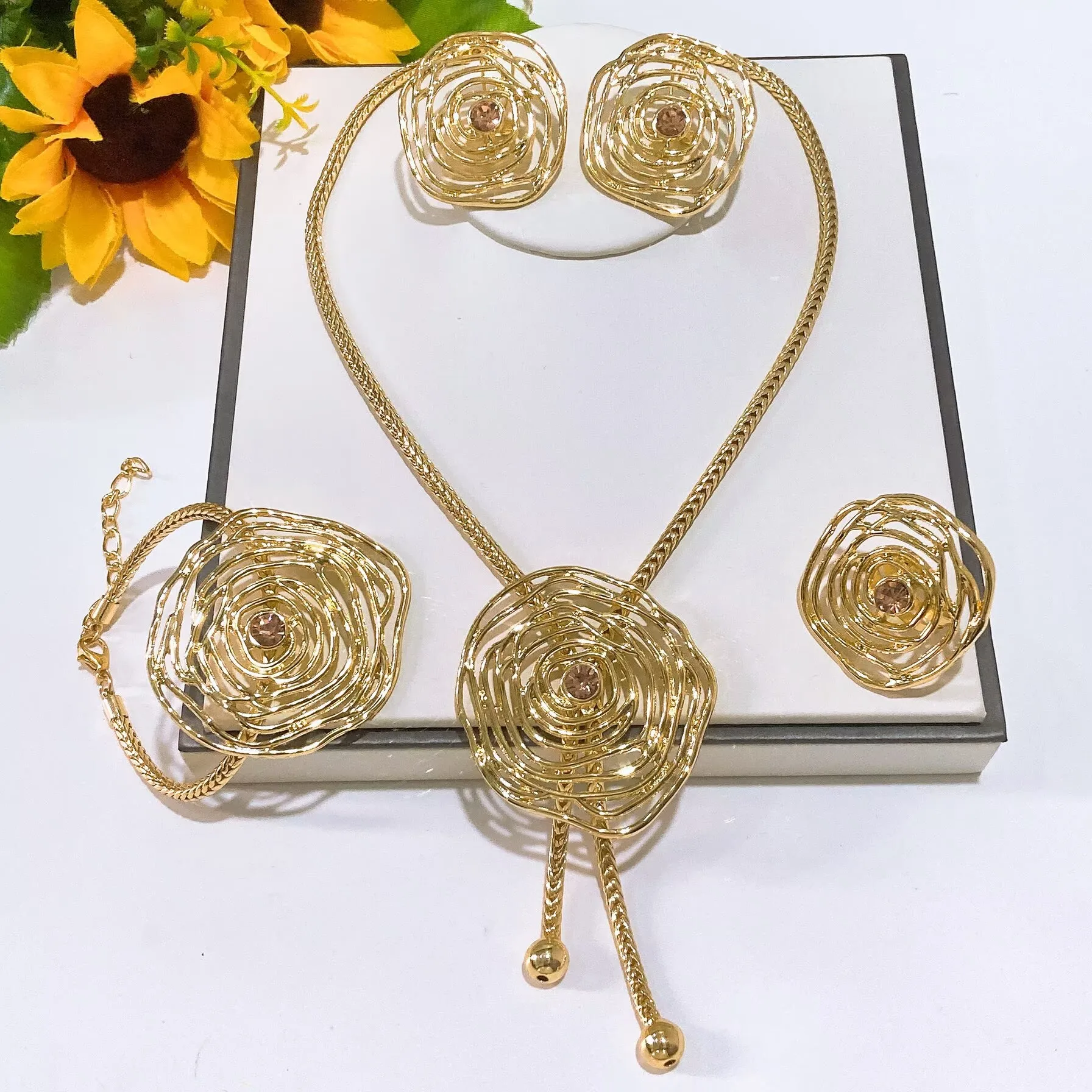 new-spiral-floral-gold-plated-jewelry-set-rose-design-necklace-earrings-bracelet-ring-set-sparkling-statement-jewelry-for-women