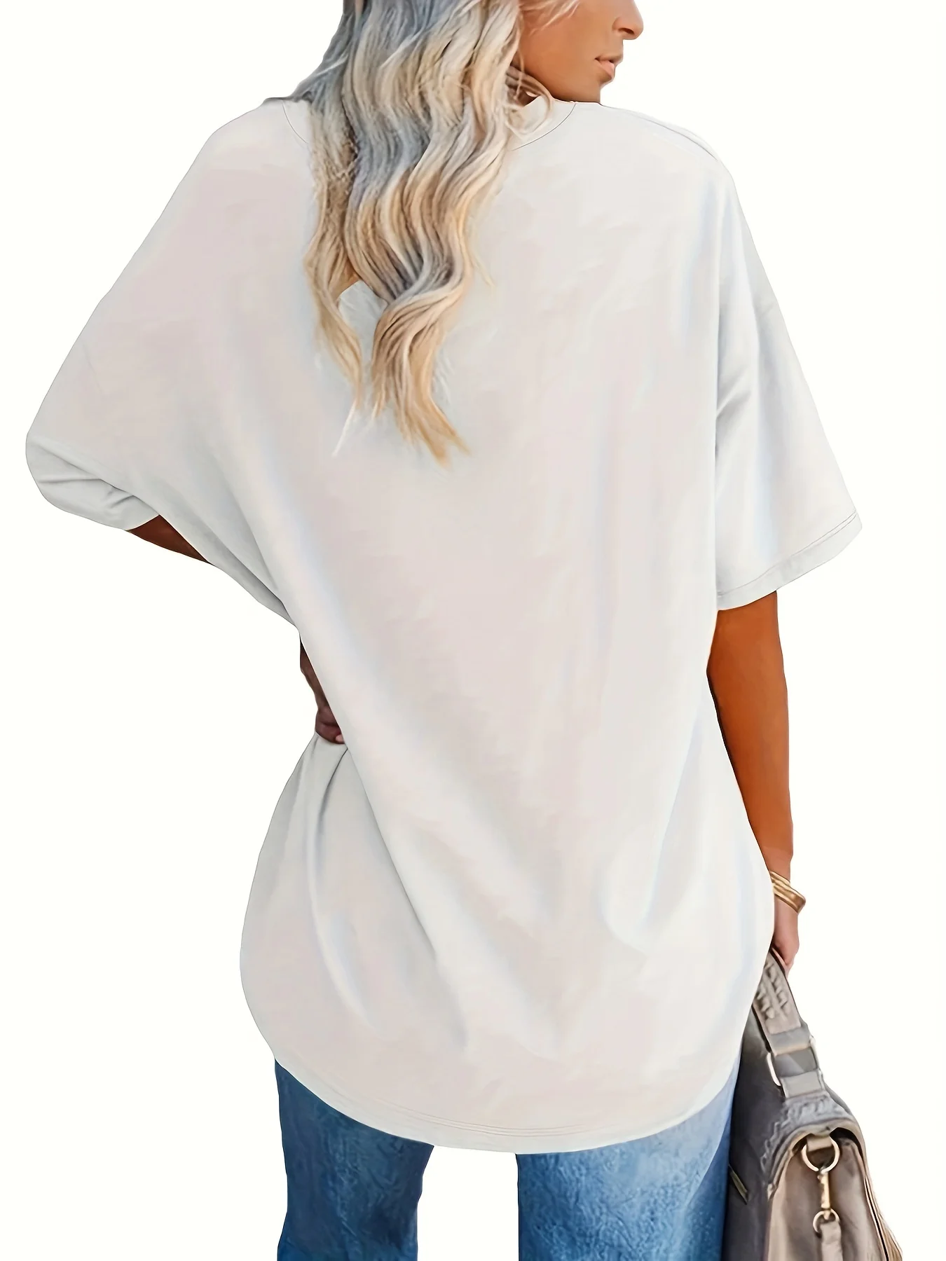 T-shirt casual con scollo a V a maniche corte di grandi dimensioni, abbigliamento casual da donna allentato, trendy e nuovo, comodo tutto l'anno