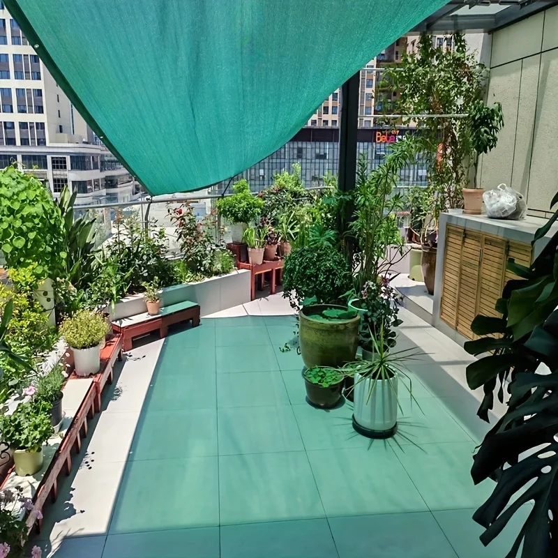 [شبكة تظليل سقيفة التبريد - النوع المحسن المقاوم للأشعة فوق البنفسجية] تتميز بإغلاق الخطاف والحلقة وتصميم نمط مخيط بشكل فائق