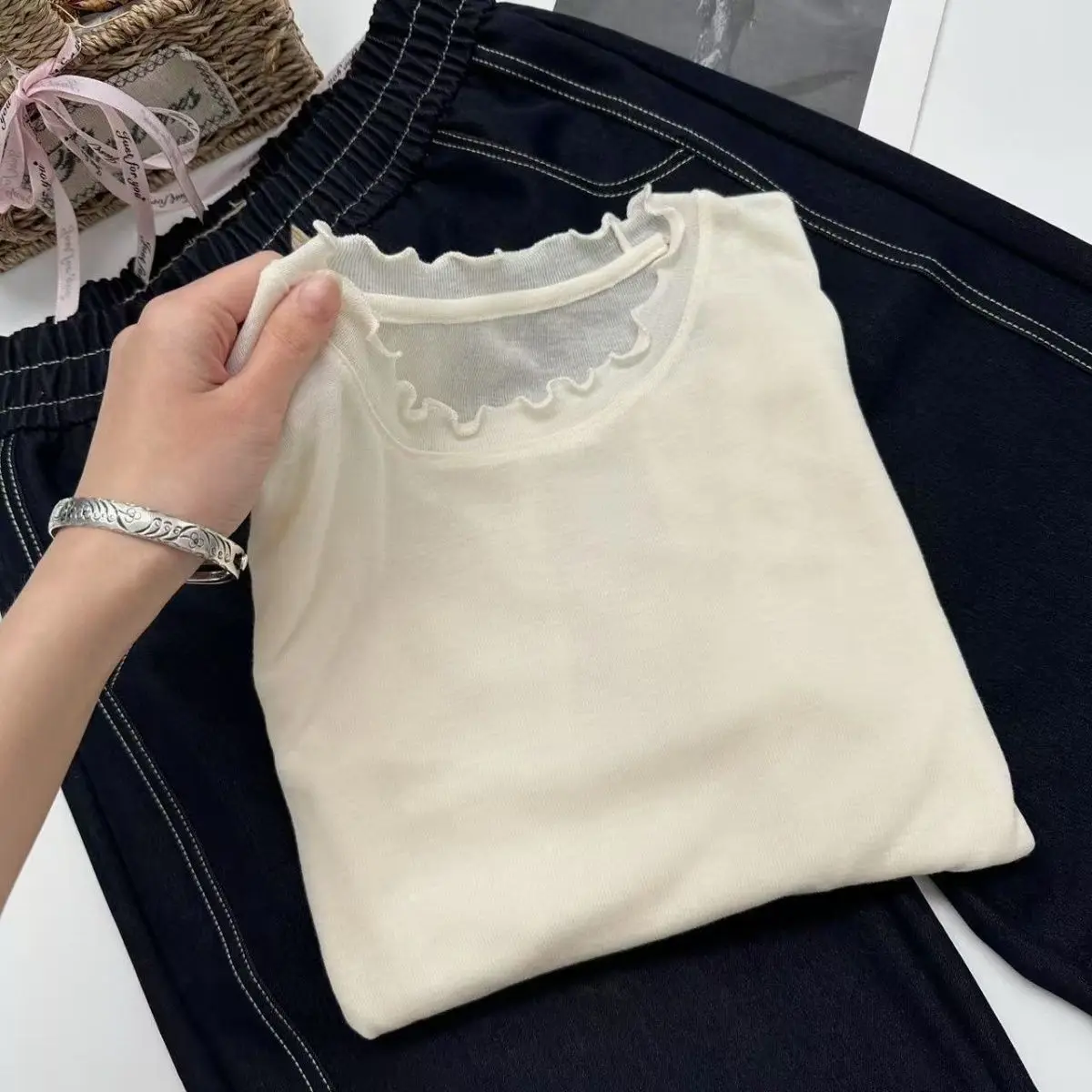 Green Lotus-leaf Collar Ruffled Hem Cuffs Soft Against The Skin Comfortable Lightweight Top Women Tshirt Soft Long Sleeves Shirt