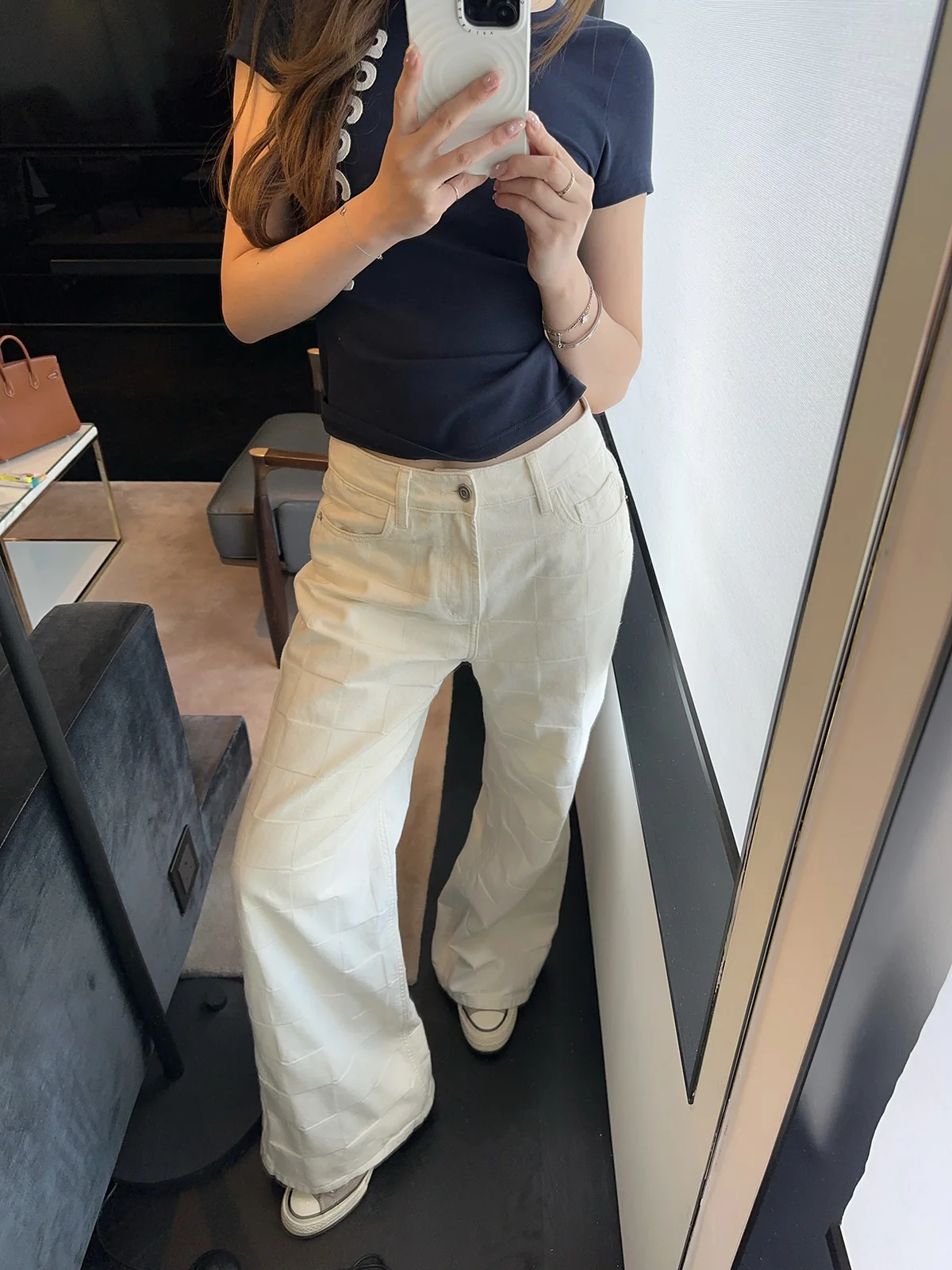 

High-Waisted White Denim Jeans Women's Loose Wide Leg Straight Cut Trousers Autumn Design Sensation Baby Xi