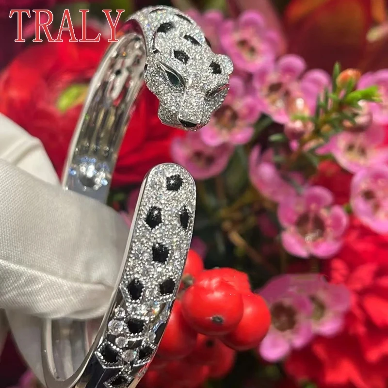 925 Sterling Silver Spotted Leopard Head Bracelet for Couples Inlay Full Diamonds Luxury Bangle Women and Men Jewelry Party Gift