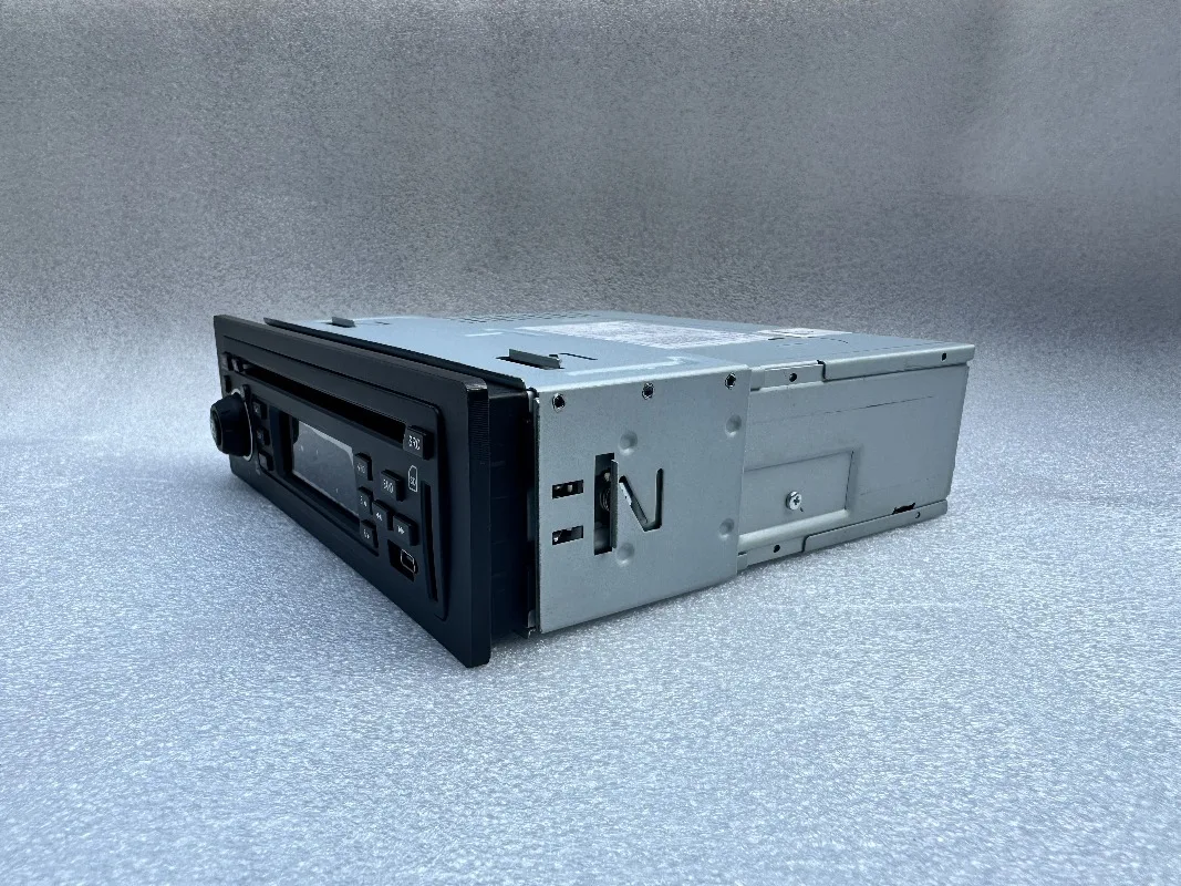For Elantra Peugeot Citroën Jetta Santana Car CD Player Radio 1pcs（used Auto Parts）