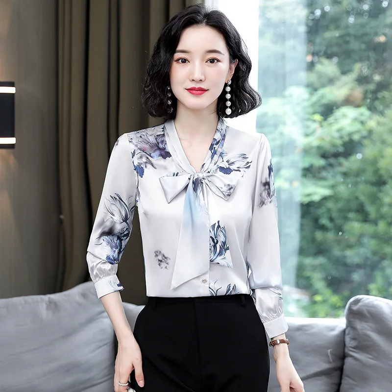 เสื้อไหมพรมผู้หญิง แบรนด์พรีเมียม ลดราคา ฤดูใบไม้ผลิ ฤดูร้อน ฤดูใบไม้ร่วง แขนยาว ผูกโบว์ ทรงเข้ารูป ความยาวปกติ ลายดอกไม้