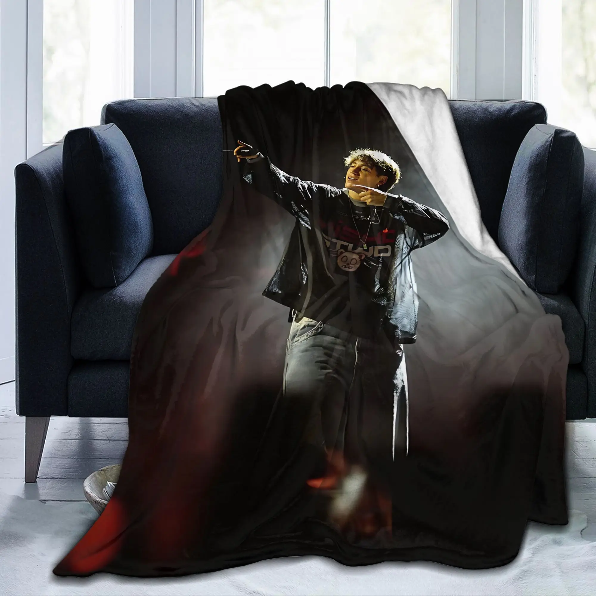 Customize Paulo Londra'S Inspiration Brainwave Flannel Blanket - Charming Patterns, Colorful Mixed Design, Suitable for Warmth i