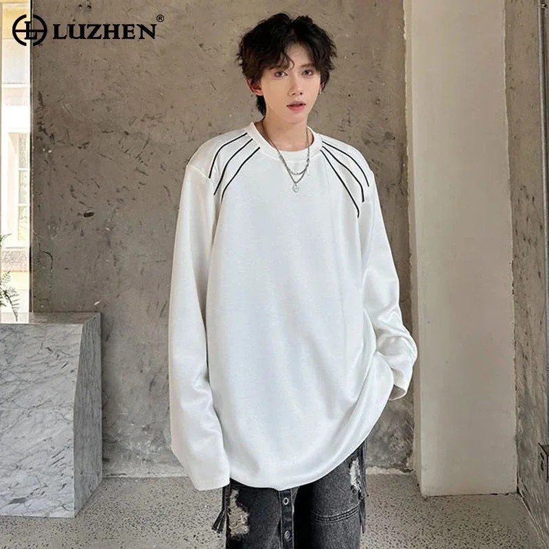 

LUZHEN модные полосатые лоскутные цветные контрастные наплечники футболки с длинными рукавами мужские осенние красивые мужские одежды 2025 JY3806