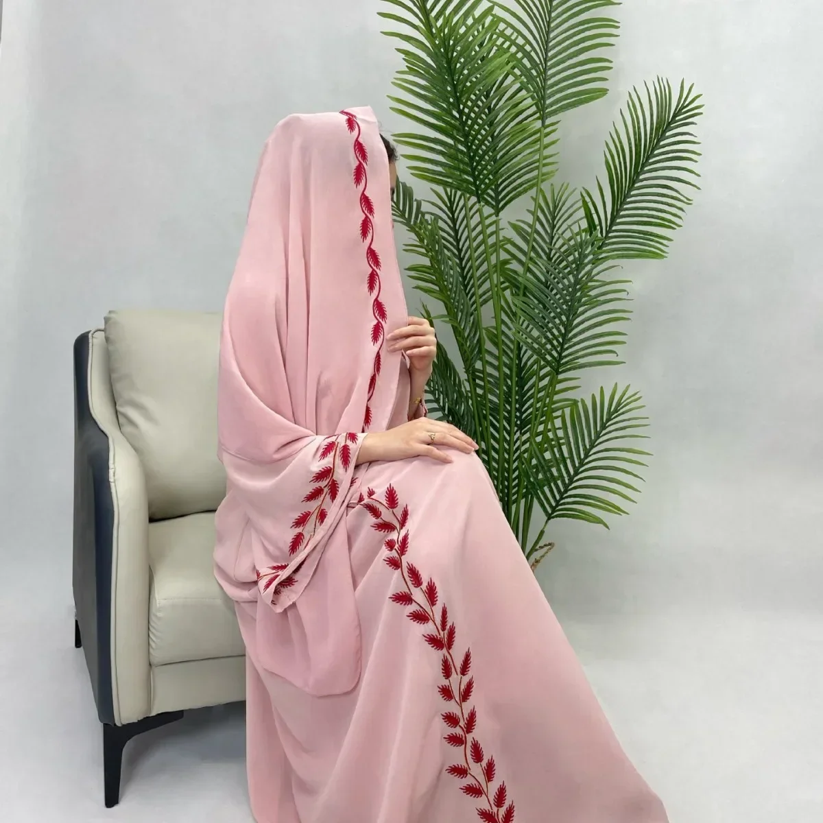 Elegant Party Abayas Kaftan Street Dubai Turkish Chiffon Muslim Dress Woman Long Sleeve Plant Pattern Embroidery Long Dresses