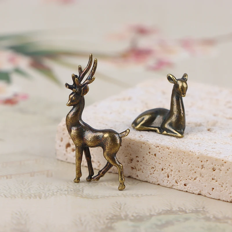 

1Pc Copper Alloy Sika Deer Tabletop Small Ornaments Vintage Animal Figurines Desk Decorations Accessories Home Decor Crafts