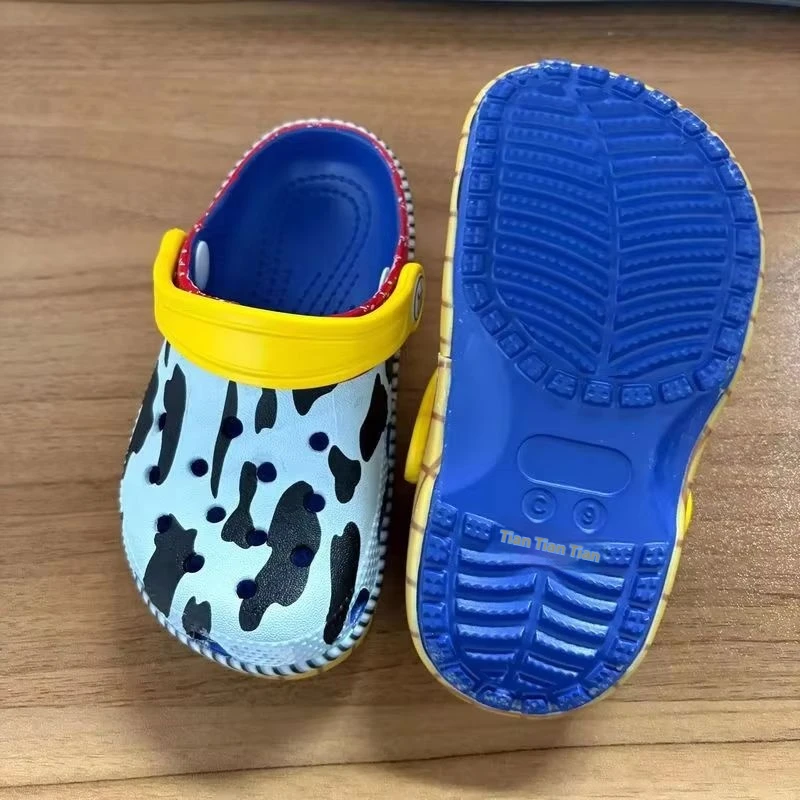 

Toy Story Woody Cowboy Cartoon Character Summer Cute Cartoon Children'S Style Leisure Slippers Non-Slip Soft Soled Sandals Gifts