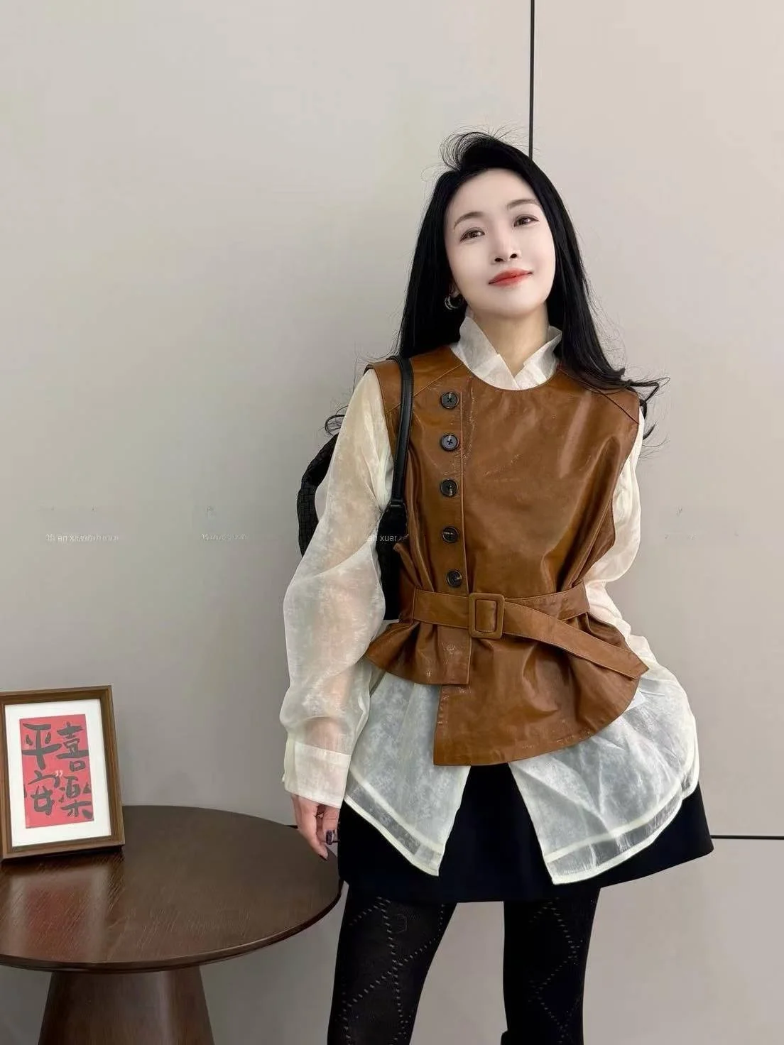 

2026 New Women's Genuine eepskin Leather Vest ort Svel Jaet Slimming Versatile Trendy Commute Sle Spring Faion