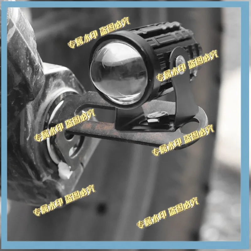 LED Headlight Bracket Universal Motorcycle Rearview Mirror Headlight Spotlight Extension Bracket Clip Motorcycle Accessories