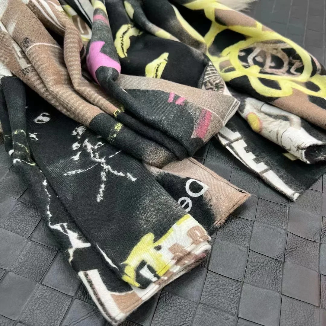 Spain original single foreign trade trend fashion narrow edge holiday?? Casual warm scarf