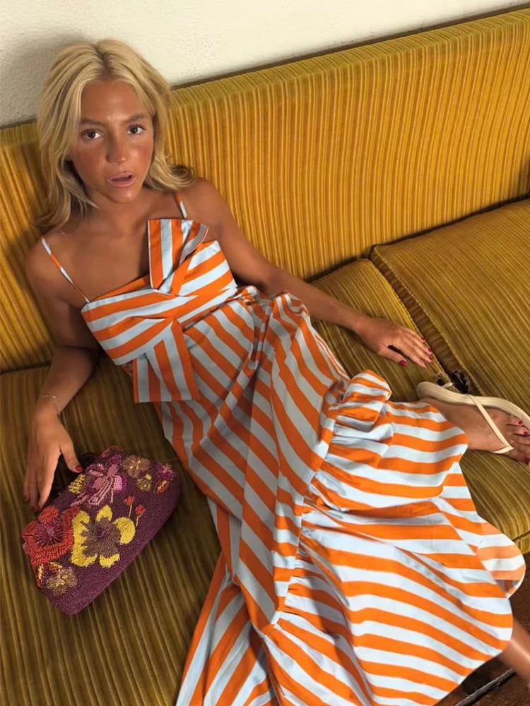 2026 Damen Gestreiftes Sling-Maxikleid, Elegantes Ärmelloses Loses Partykleid, Modisches Sexy Off-Shoulder Strand- und Urlaubskleid