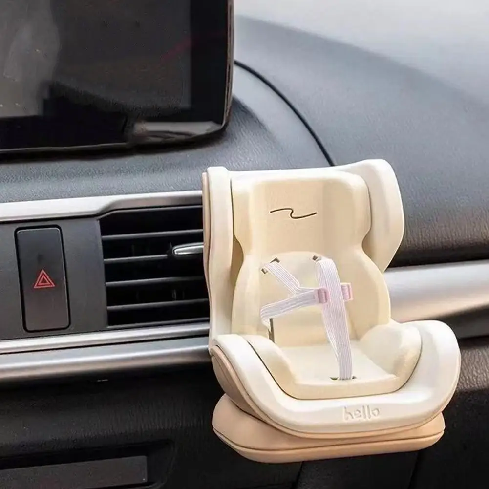 مقاعد سلامة الدمية المثبتة على السيارة ملحقات الديكور الداخلي للسيارات منفذ الهواء الروائح زخرفة مقعد الدمية الصغيرة ديكور السيارة الاشياء