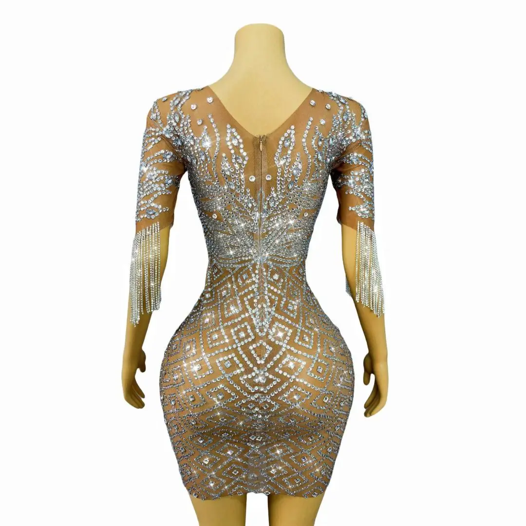 فستان سهرة نسائي أنيق من Shuicaosi فضي الماس ومنظور شبكي نصف كم فستان شرابة لأعياد الميلاد وحفلات الكوكتيل