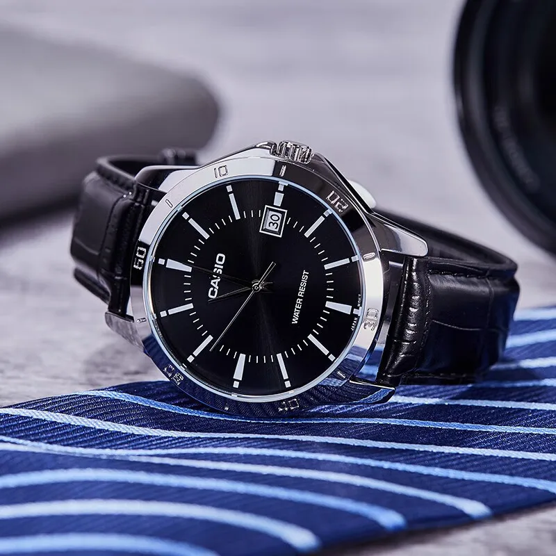 ساعة كاسيو أصلية للرجال كاجوال للأعمال، ساعة رجالية أنيقة مقاومة للماء مع ساعات كوارتز مضيئة