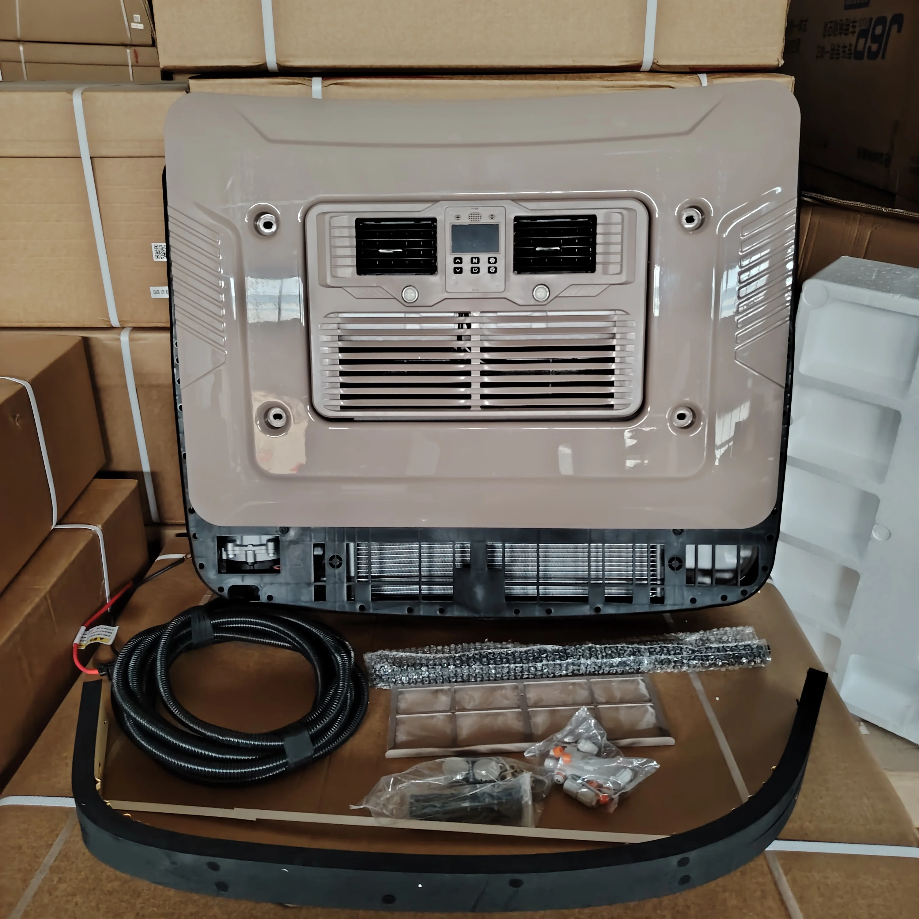 أنظمة تكييف الهواء بمروحة ذات سعة تبريد عالية للمحرك الكهربائي 12 فولت 24 فولت مكيف هواء لوقوف السيارات للشاحنة #4
