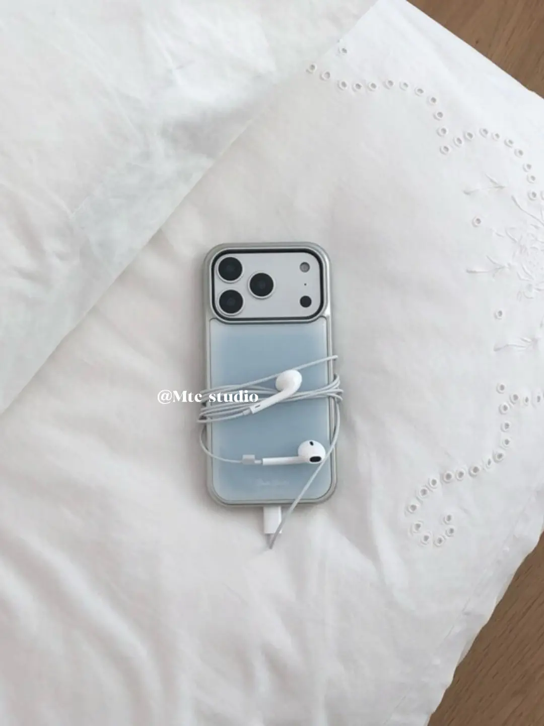 Korean Ins Gentle Minimalist Milk Blue Phone Case For iPhone Ultra 18 17 AIR 16 15 14 13 12 11 ProMax Plus Y2K Cover - view 2