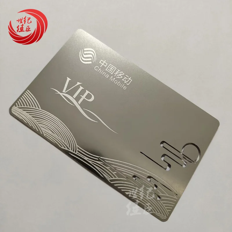 Металлическая визитная карточка на заказ. Высококачественная визитная карточка из матового серебра из индивидуального сплава. Визитная карточка из нержавеющей стали.