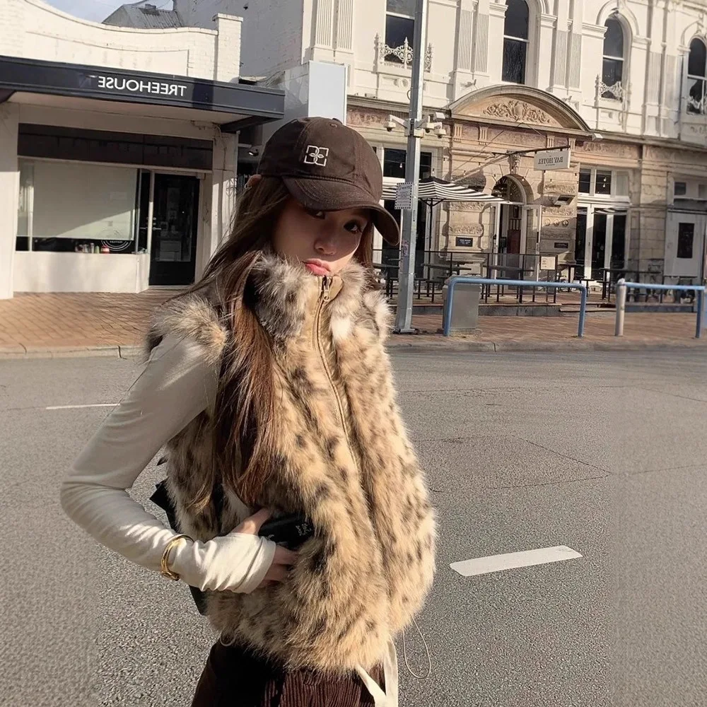 Vintage Design Faux Fur Vest Women Double-Sided Wear Gradient Leopard Print Fur Coat Outerwear Spring Summer