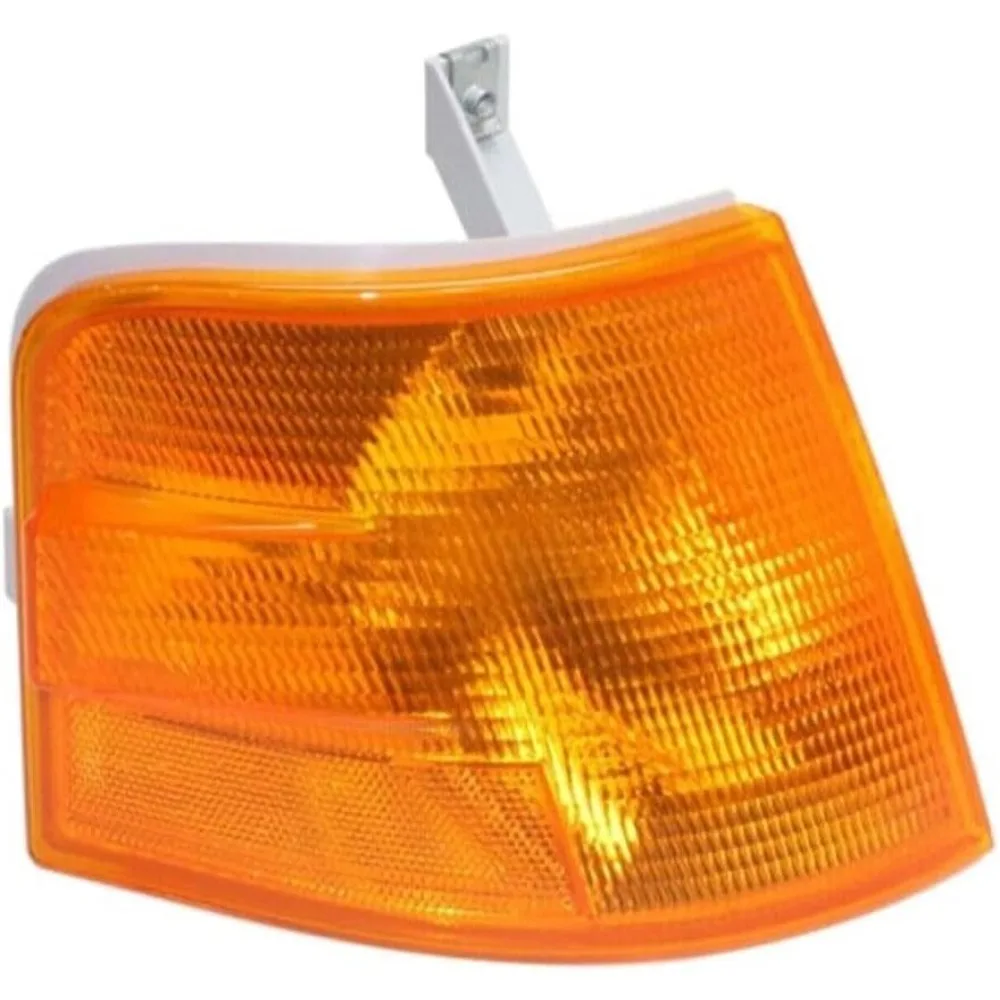 

1998-1999 Tractor Right Turn Signal Light, Passenger Side Replacement
