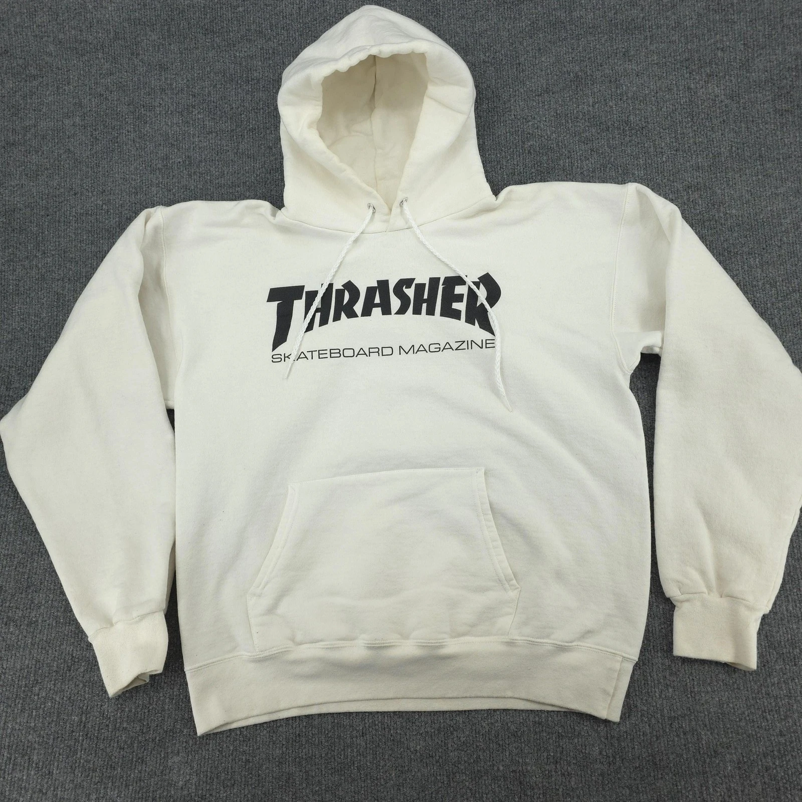 เสื้อฮู้ด Thra Skateboarding S - Luxury Lifestyle Magazine บทวิจารณ์และราคา