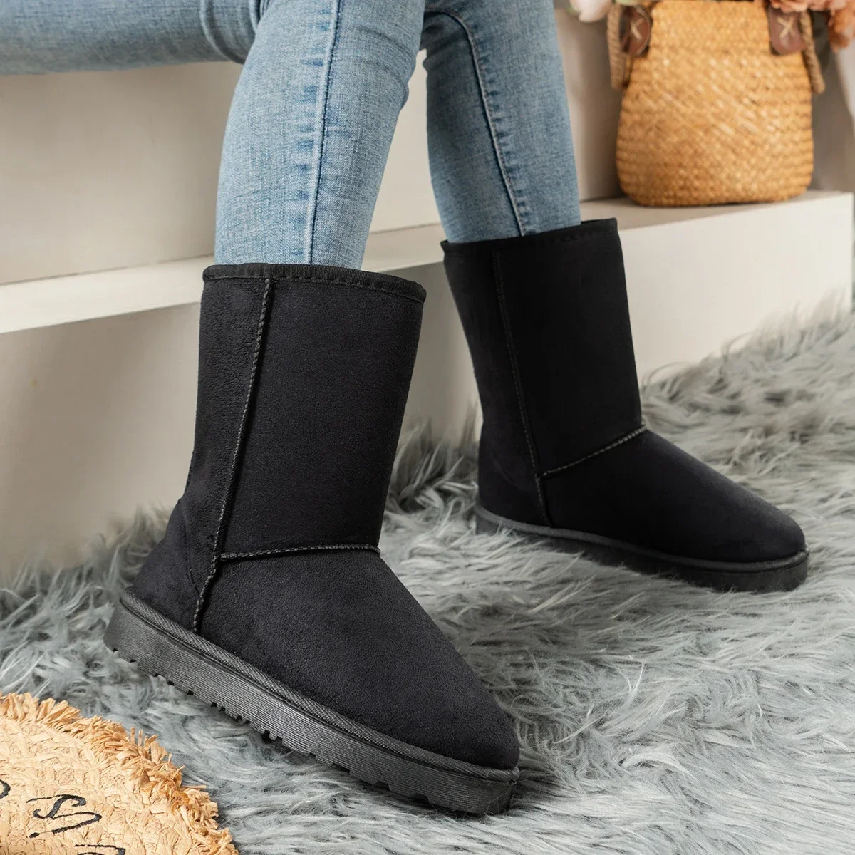 

Pop Women Shoes On Sale High Quality Winter Slip-on Mid-calf Women Boots Fashion Solid Casual Snow Boots Large Size Platform Bo