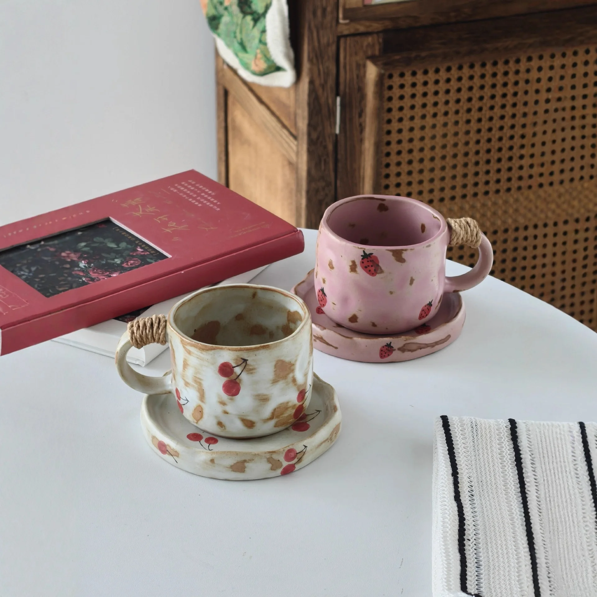 كوب قهوة من السيراميك بنمط الفراولة الكرتونية مع كوب إفطار من البورسلين مع مقبض #1