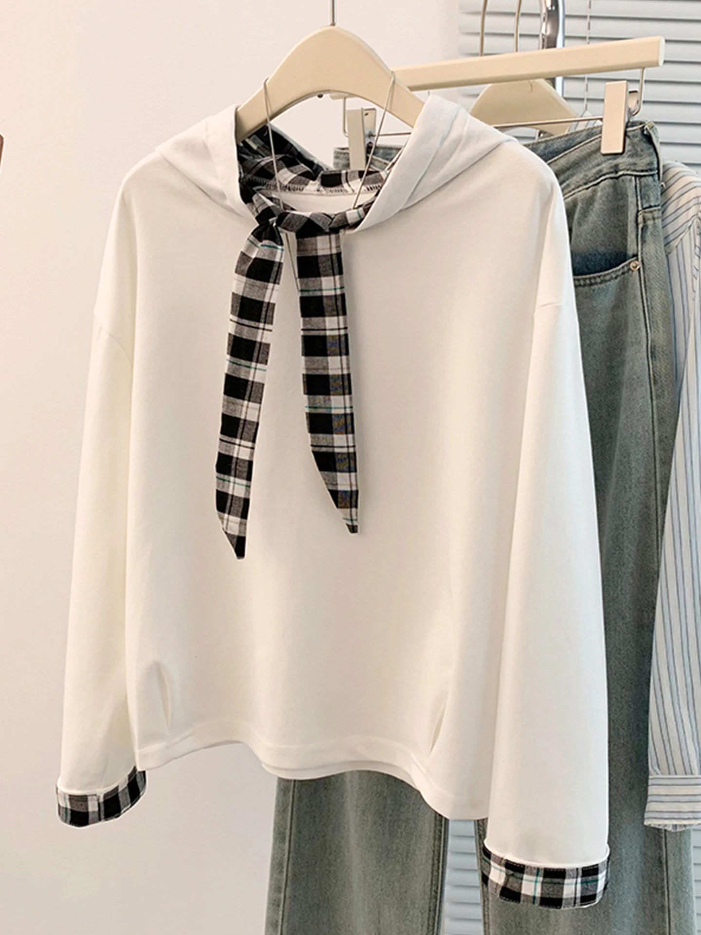 

Женская осенне-зимняя толстовка в клетку с капюшоном, утягивающая, скрывающая живот, повседневная, больших размеров, с лоскутным дизайном, длинными рукавами, с принтом, для работы и отдыха