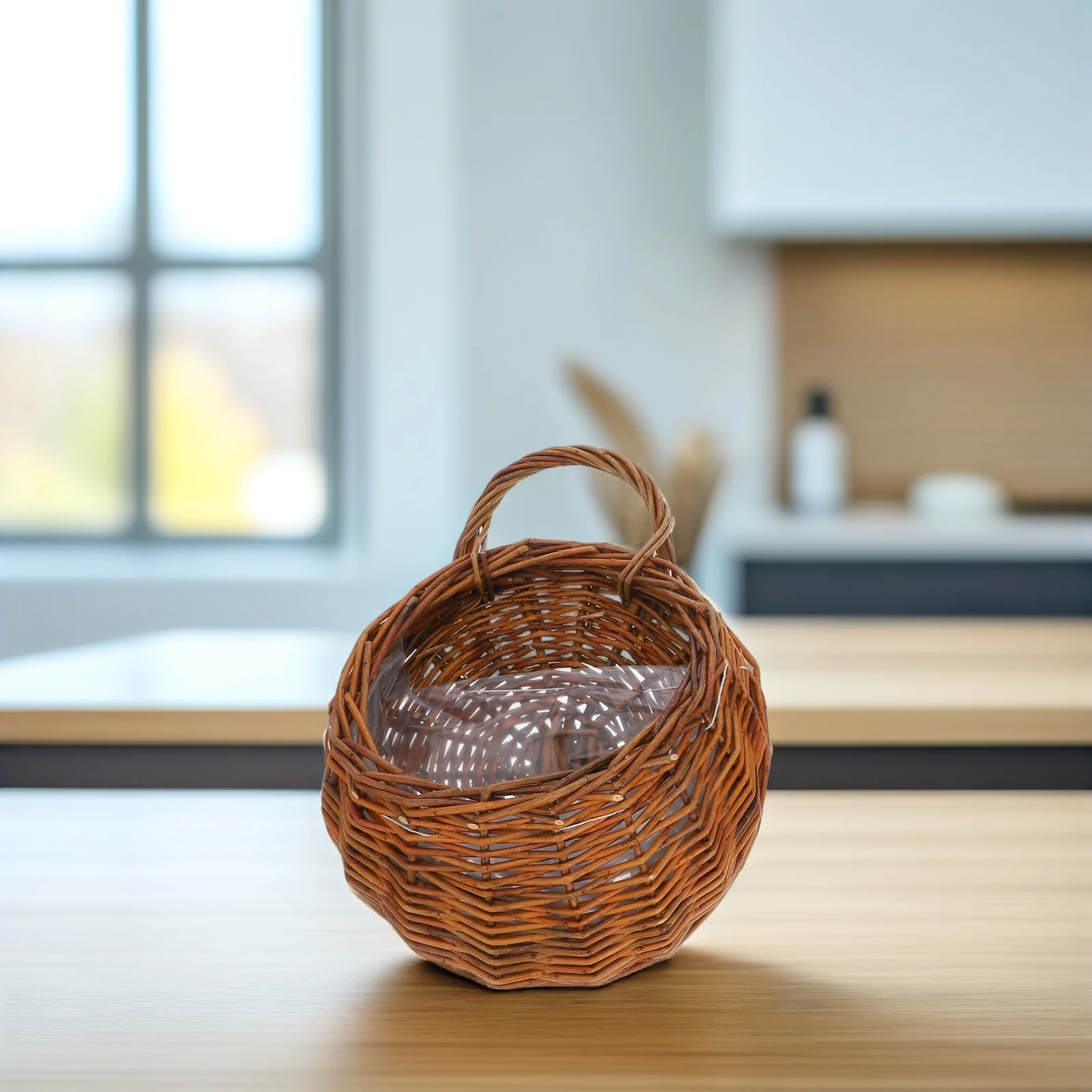 

2Pcs Hanging Flower Basket Rattan Wall Flower Pot 31x27x12cm 25x20x8.5cm Artistic Plant Container for Room Decor Office Bedroom