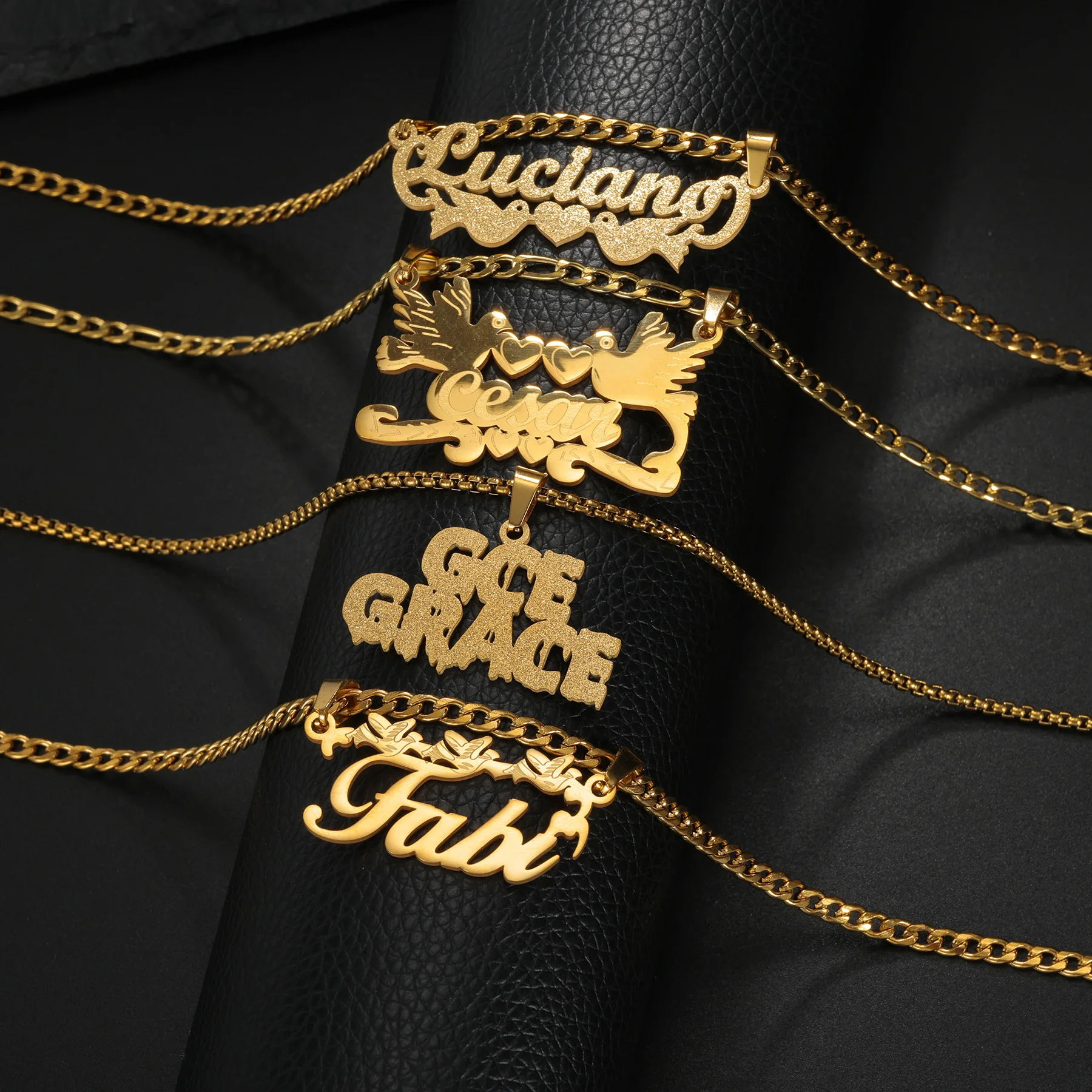 

Ожерелье с блестящим матовым именем по индивидуальному заказу для женщин и мужчин из нержавеющей стали, персонализированная цепочка с именем и лезвием, пара, рождественские украшения, подарок