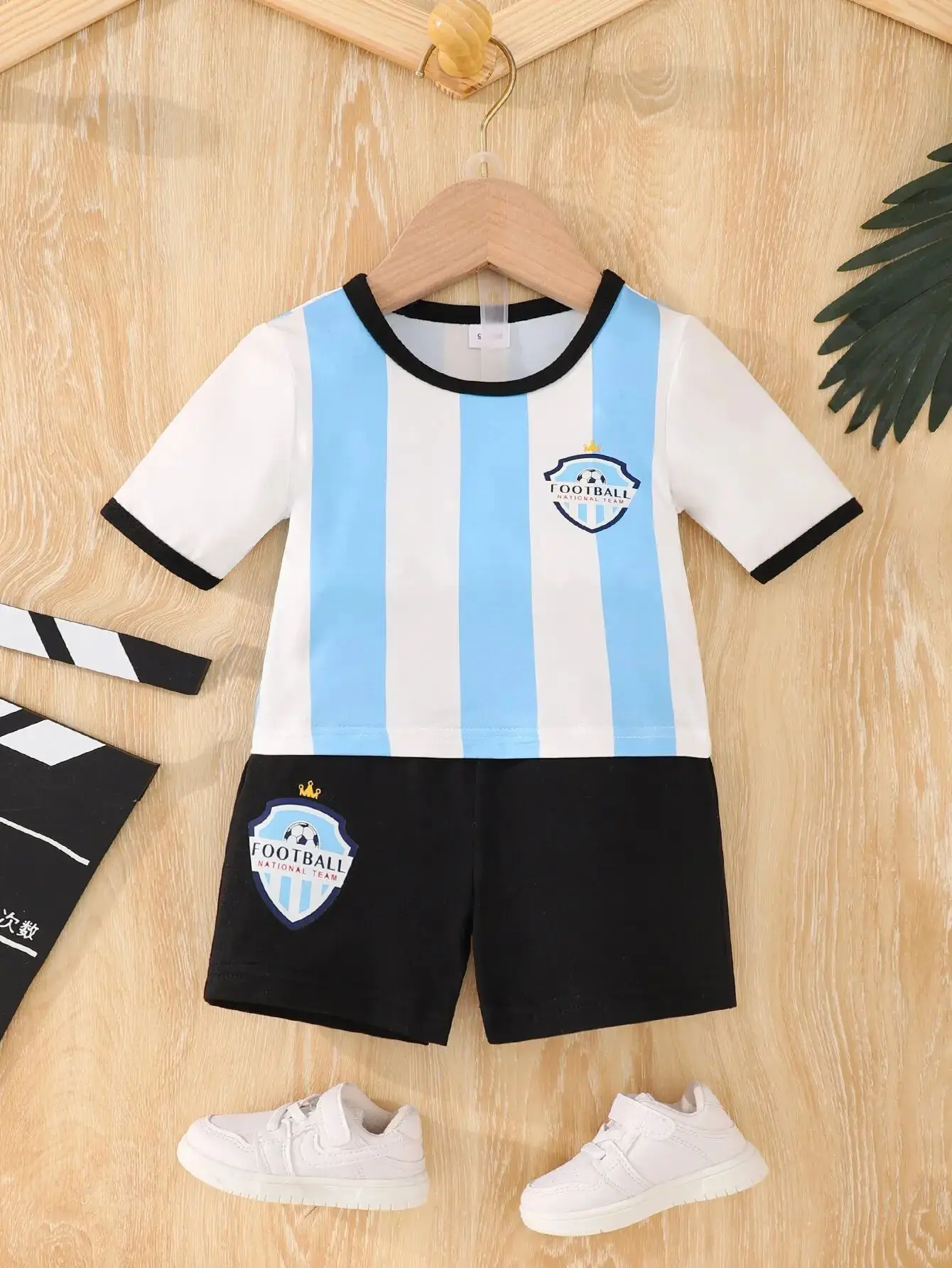 مجموعة أطفال صيفية جديدة لعام 2025 قمصان ميسي و رونالدو صيفية ثلاثية الأبعاد مطبوعة للأطفال مجموعة تدريب كرة القدم للأولاد قابلة للتنفس ماصة للعرق spo #1