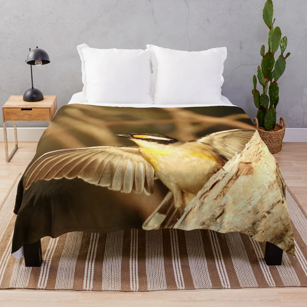 

Striated Pardalote at Dundowran Beach Throw Blanket Plush Bed Decorative Throw Soft Big Blankets