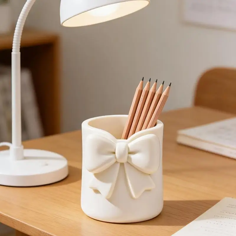 3D Stylish Desk Storage Bucket Multifunctional Makeup Brush Organizer Pen Holder For Eyebrow Brush