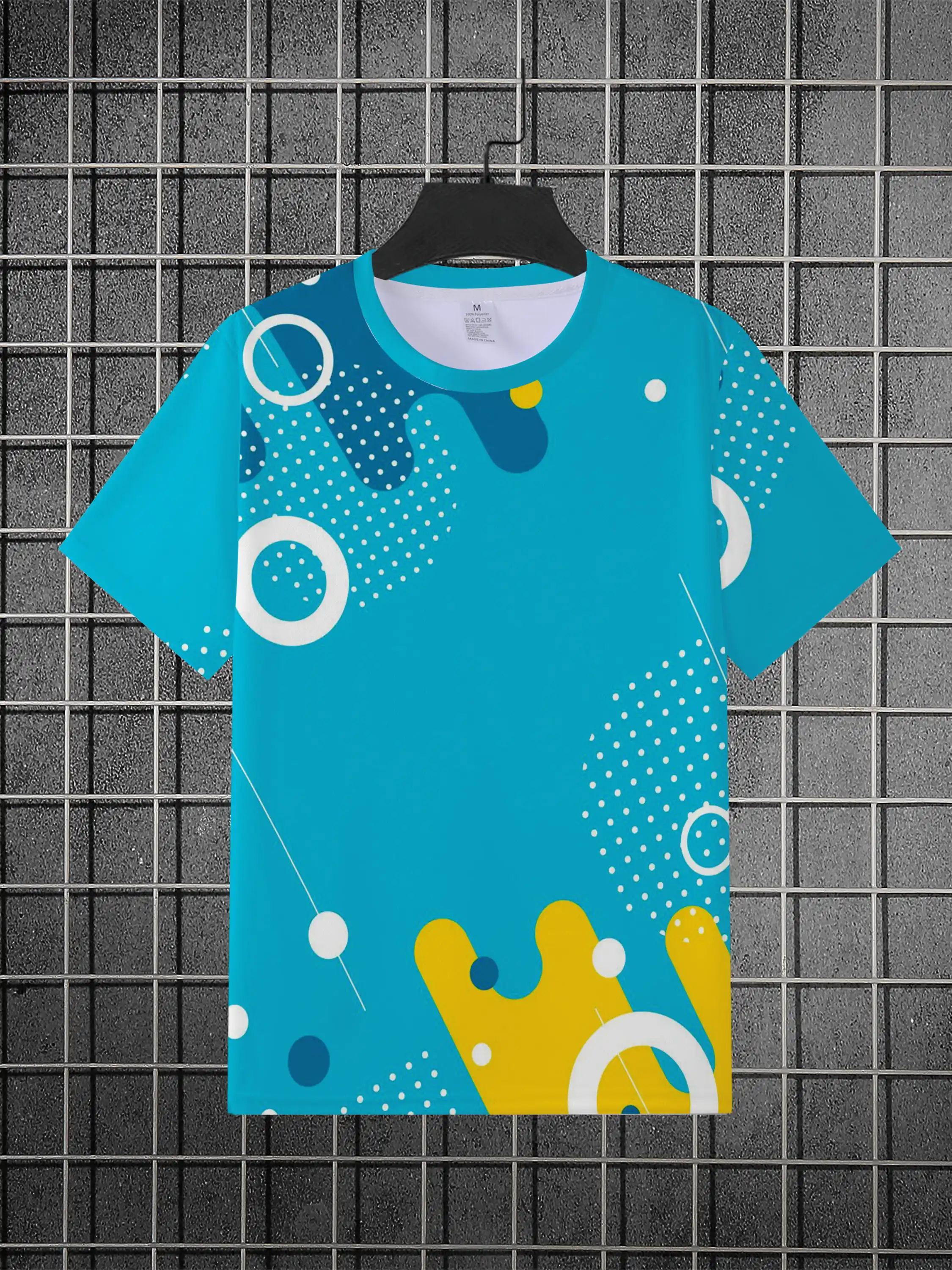 New men's short-sleeve T-shirt, loose-fitting and tailored with printed designs, versatile basic crew-neck top suitable for spri
