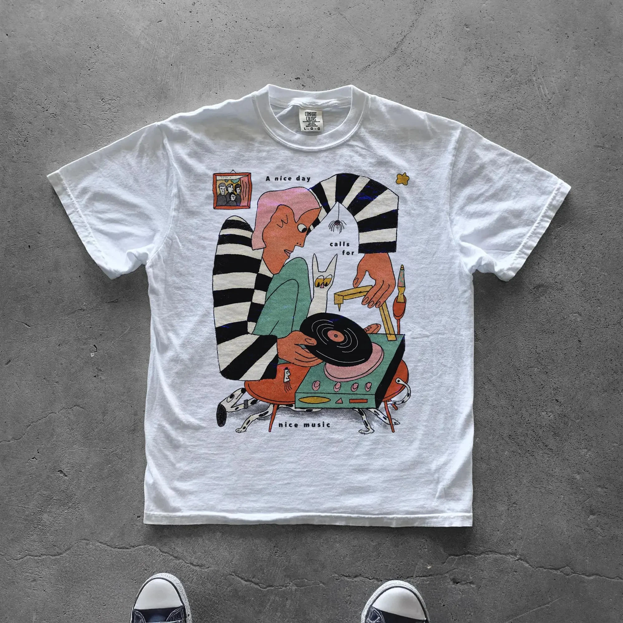 Summer Women's Retro Vinyl Music Print T-shirt Streetwear Oversized Loose Casual Short Sleeve Suitable for All Seasons