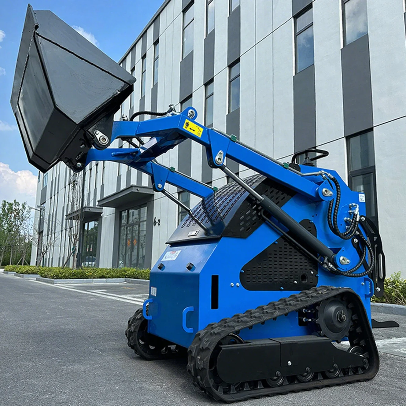 

Настраиваемые погрузчики с колесиками, различные рабочие инструменты, дизельная мощность, совместимость с сертификацией CE EURO5 EPA