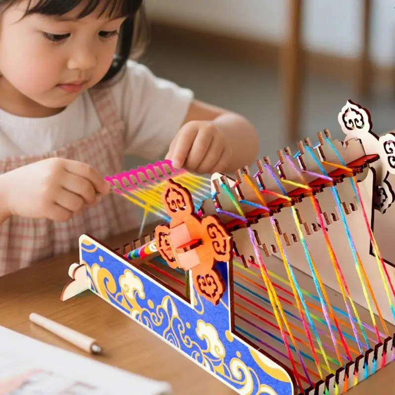 Zestawy do tkania, zabawki, uchwyty do garnków, pętle, rękodzieło dla dzieci, zabawki edukacyjne, artykuły plastyczne do robienia szalików dla zwierząt, podstawek, etui na telefony komórkowe.