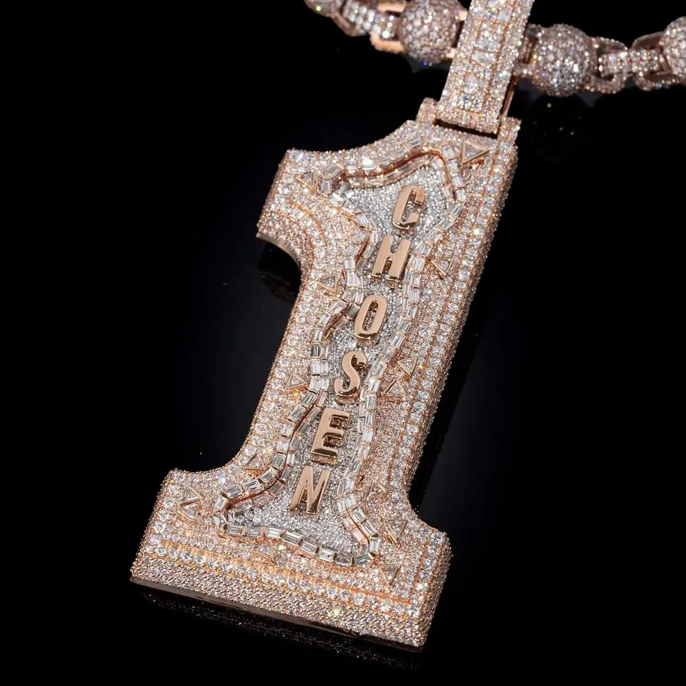 

Кулон-подвеска Iced Out Number 1 с надписью "CHOSEN" из розового синтетического циркона, украшение в стиле хип-хоп для мужчин, в стиле рэп-певца.