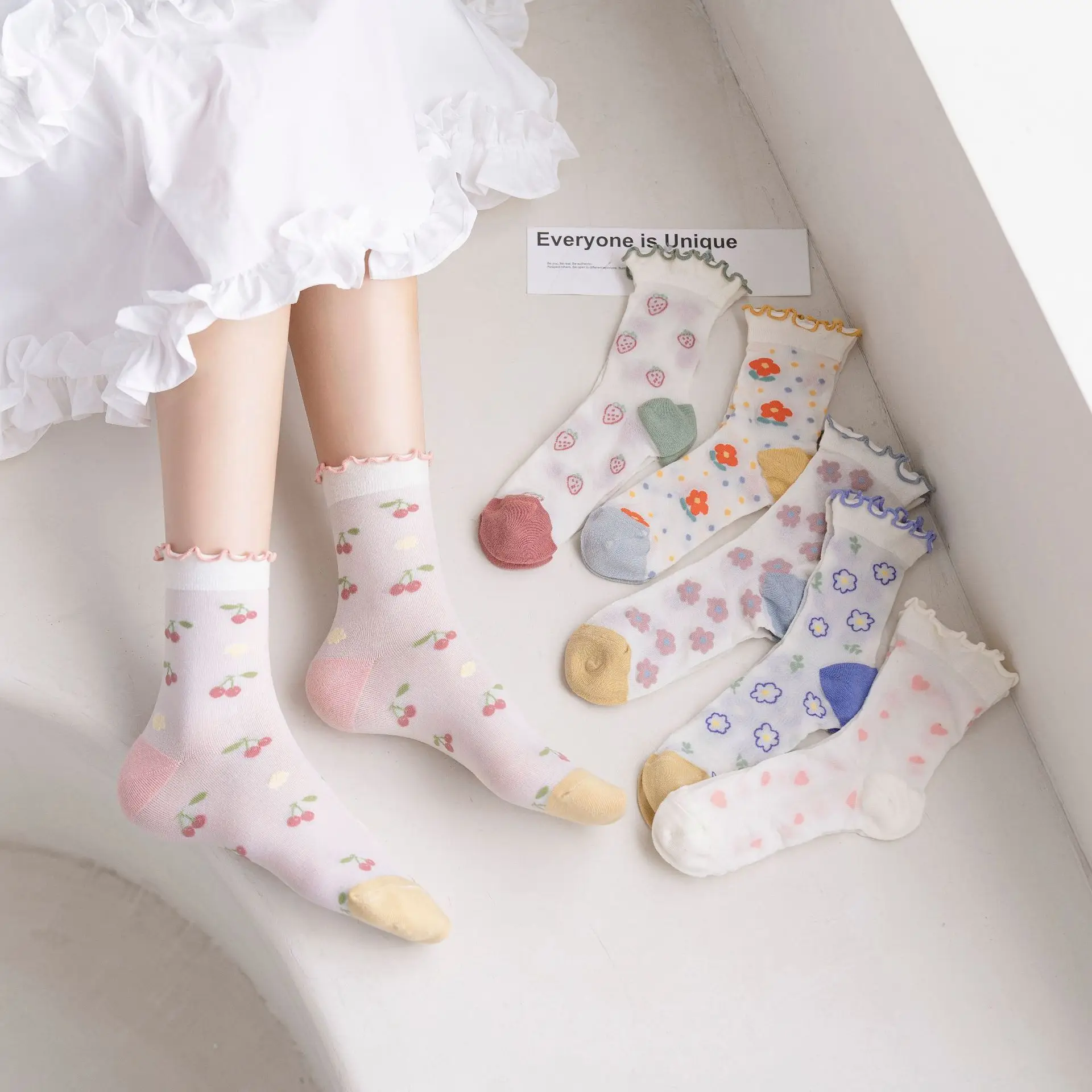 

Spring and summer thin section cute fungus edge flower series women's socks in the tube socks Japanese glass silk lace stockings