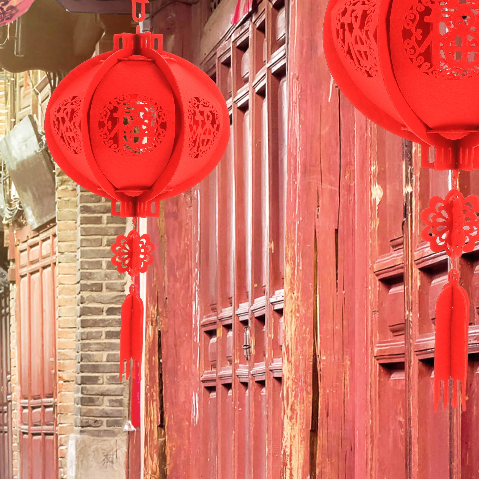 

2pcs Red Felt Chinese Lantern Festival Decor New Year Hanging nament Gifts Hollow Design Home DIY Decorations