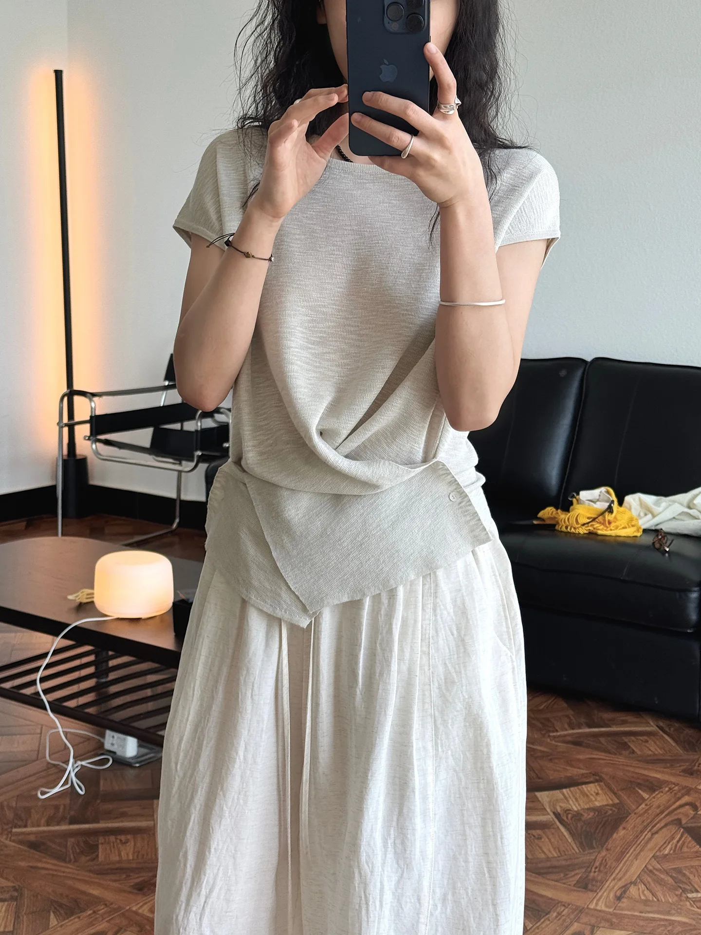 T-shirt slim fit a maniche corte girocollo tinta unita casual da donna primaverile ed estiva