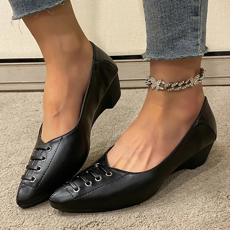 Classics Black Women's Pu Leather Oxford 2025 Spring New Pionted Toe Pumps Plus Size 43 Wedges Heel Woman Office Shoes