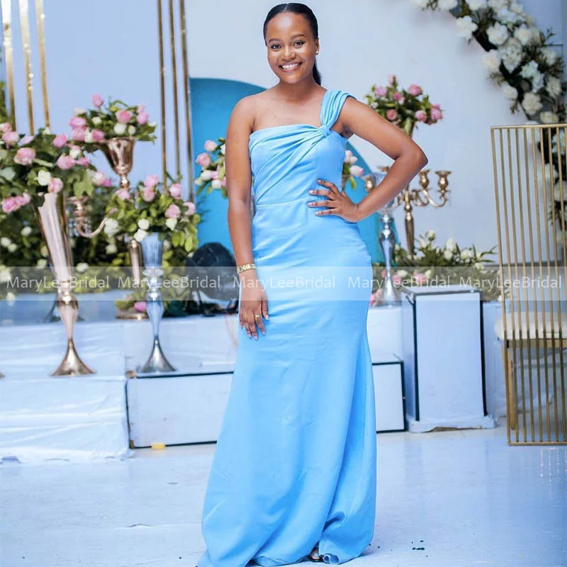 

Sky Blue Mermaid Bridesmaid Dresses Pleat One Shoulder African Women Plus Size Long Bridal Party Dress Bride Maids Gowns Simple