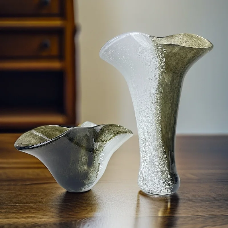 

Modern Simple Vases Living Room Desktop Flower Bottle Creative Balcony Storage Flower Vases Luxury Home Decoration Ornament